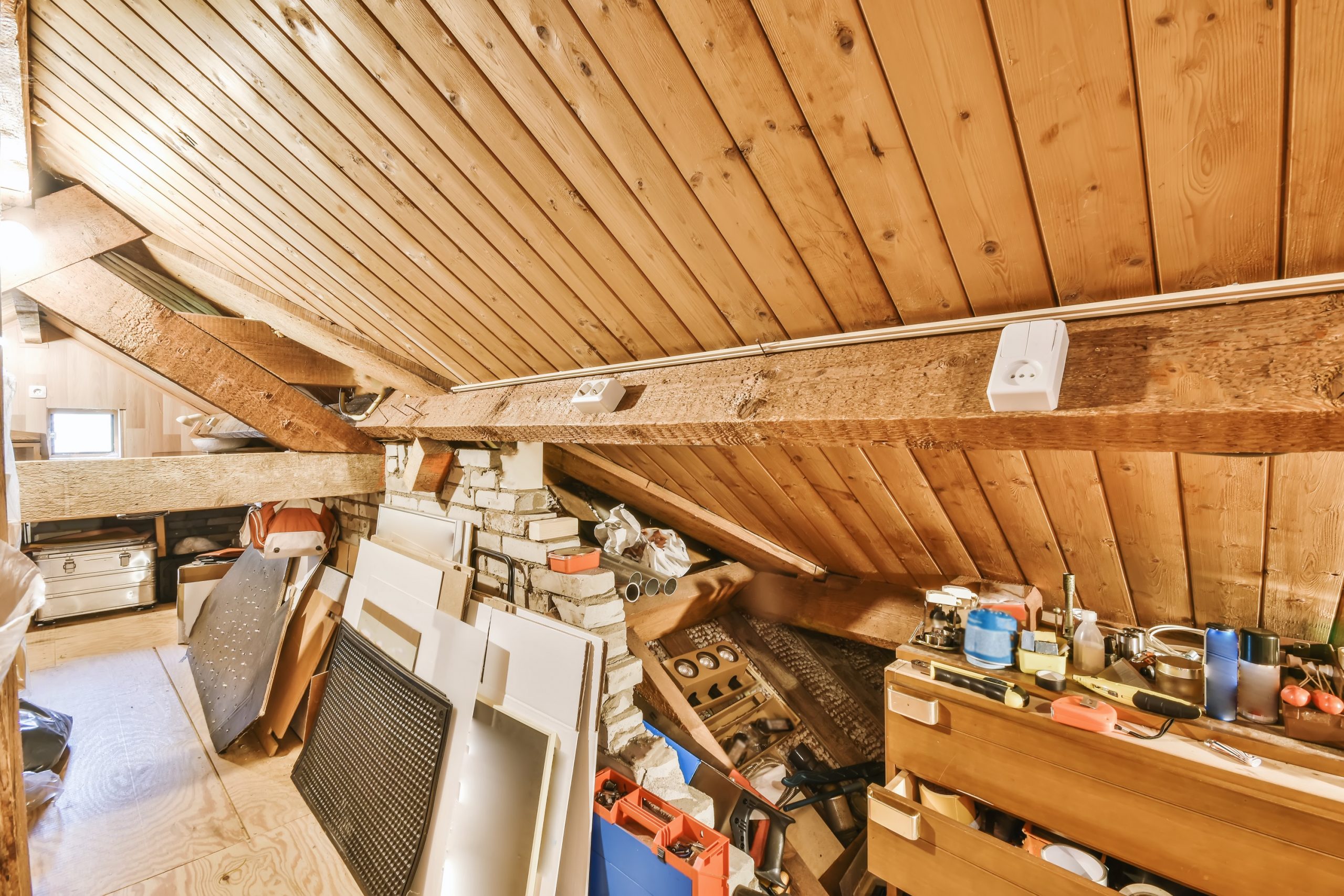 Reasons Why You Need Insulation Removal on Your Attic